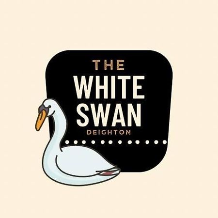 The White Swan Deighton Hotel York Exterior photo